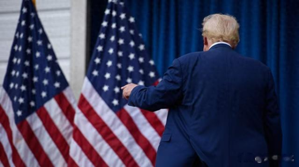 上海股票配资一览表 特朗普放弃对华关税强硬政策! 以非常友好的方式与中国“较量”